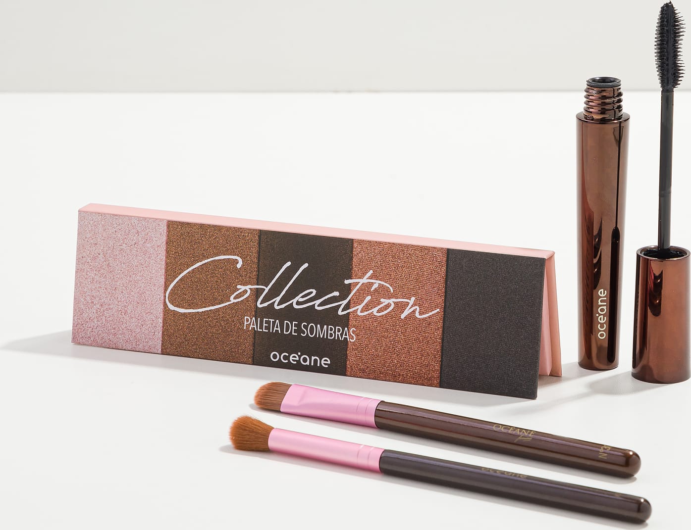 Kit Paleta de Sombras Collection + Power Lash + Pincéis