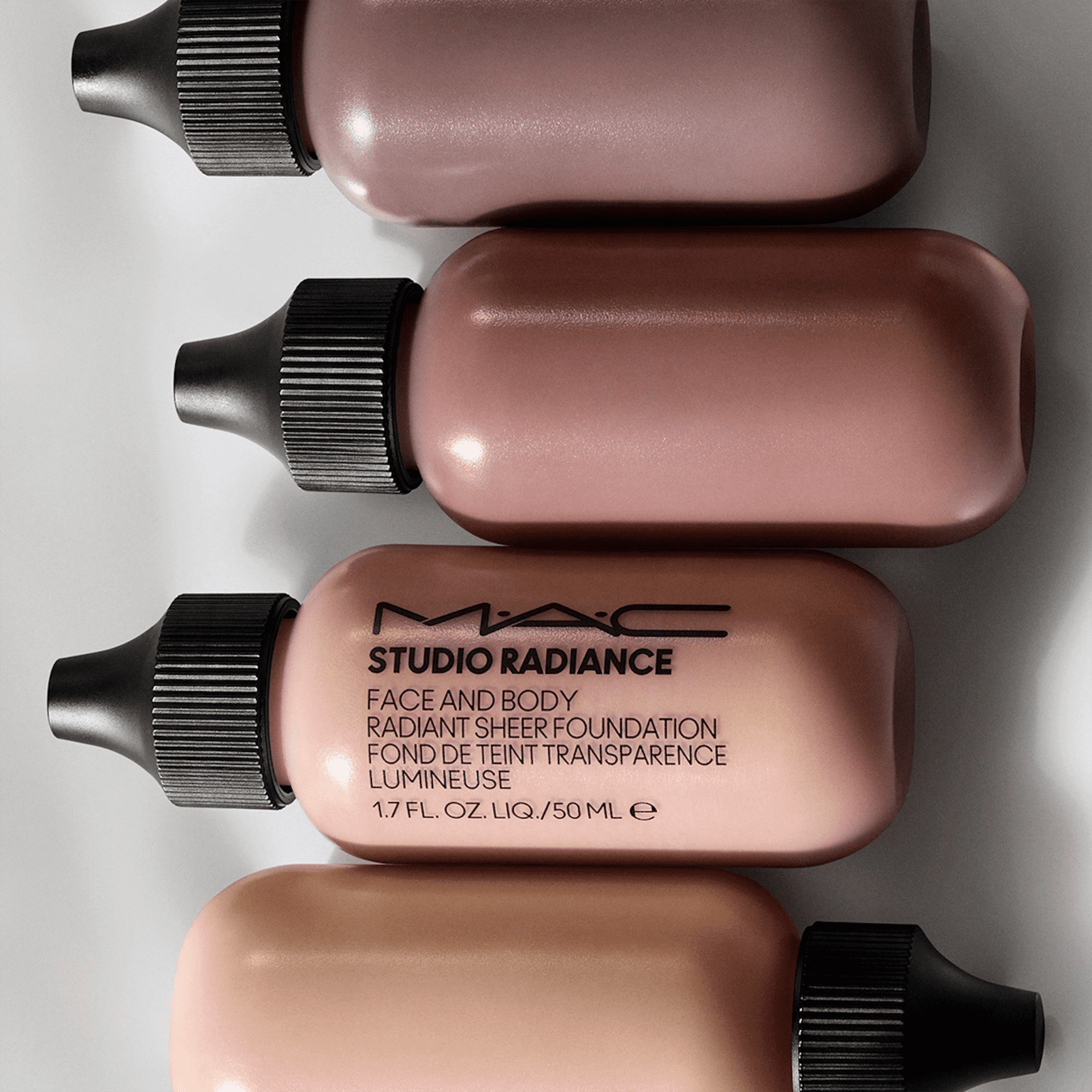 Mac Cosmetics Studio Radiance Face and Body Radiant Sheer Foundation (N0) -  Galaxus