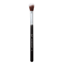 Pincel para Iluminador Sigma Beauty F03 High Cheekbone Highlighter
