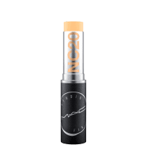 M·A·C Studio Fix Soft Matte NC20 - Base em Bastão 9g