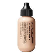 Base Líquida M·A·C Studio Radiance Face and Body Radiant Sheer Foundation W1 50ml