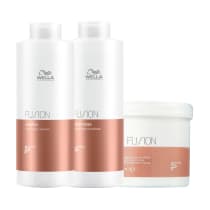 A imagem mostra três produtos de cuidados capilares da linha Fusion da Wella Professionals. Um é o shampoo Intense Repair Shampoo, o outro é o condicionador Intensive Repair Conditioner, ambos em embalagem de 1L e uma máscara de 500g em pote redondo.