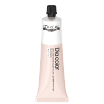 Produto de coloração capilar da linha L'Oréal Professionnel Dia Color. Embalagem em tubo plástico branco com detalhes em preto. Rótulo frontal exibe o logotipo L'Oréal Professionnel e o nome do produto "Dia Color" em letras pretas.