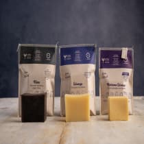Kit Roma Natural Shampoo e Condicionador em Barra Essenza & Sabonete Argila Preta (3 Produtos)