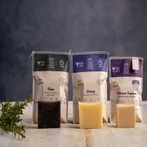 Kit Roma Natural Shampoo e Condicionador em Barra & Sabonete Argila Preta (3 Produtos)