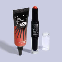 Combo Halloween QDB: Lágrimas de Glitter Vermelho 9ml + Bastão Duo Laranja e Roxo 4,4g