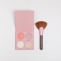 Kit Paleta de Iluminadores Collection + Pincel Leque