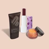 Combo: Esfoliante Nutritivo Labial Lip, Please! + Primer Instamatte + Balm Hidratante Amora Aflora