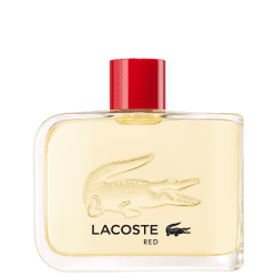 A imagem mostra um frasco de perfume retangular e transparente, com líquido incolor, da marca Lacoste. Na frente do frasco, está impresso o logotipo da Lacoste, um crocodilo, e o nome do perfume, Red, abaixo da marca. Com tampa vermelha.