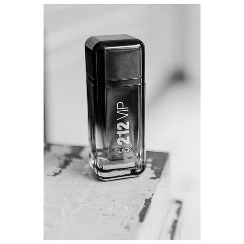 212 VIP Black Carolina Herrera Eau de Parfum - Perfume Masculino 100ml