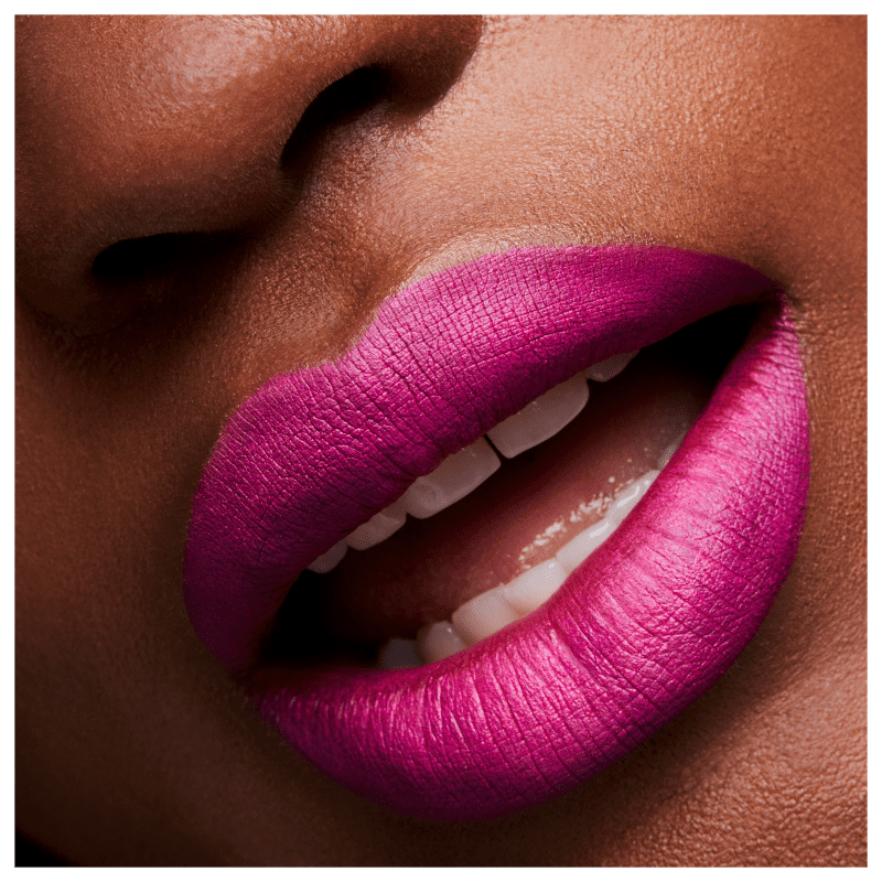 M·A·C Matte Lipstick Breathing Fire - Batom 3g