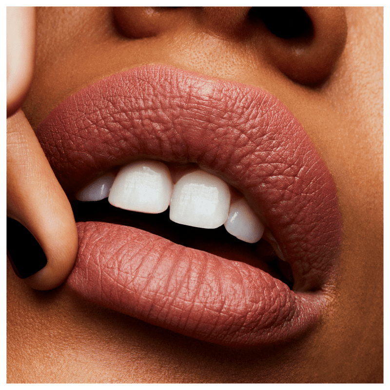 M·A·C Powder Kiss Mull It Over - Batom Matte 3g