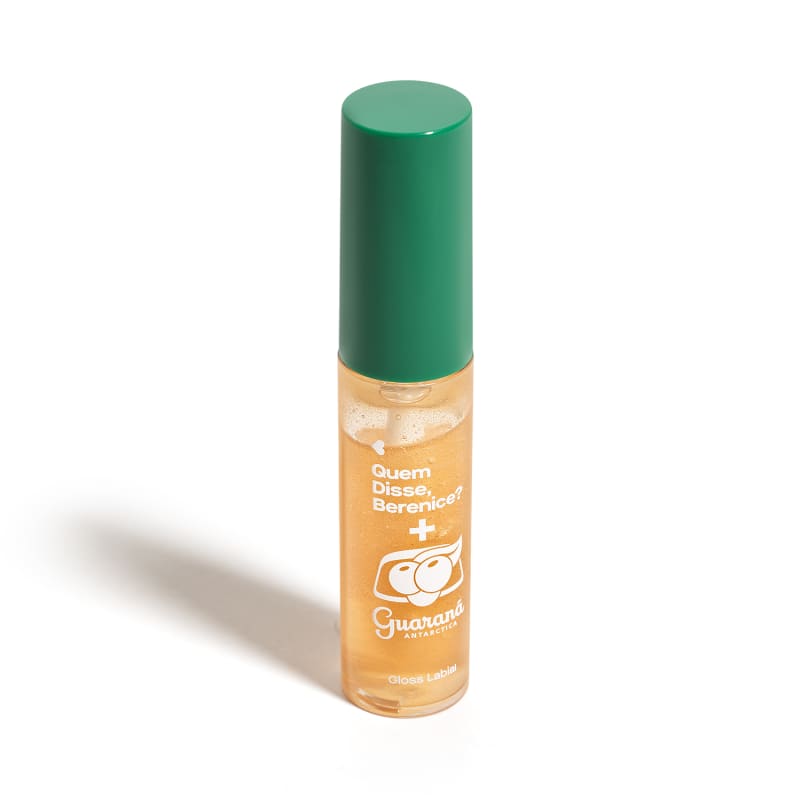 O frasco possui um formato cilíndrico com uma tampa verde na parte superior. O rótulo do produto exibe o texto "Quem disse, Berenice?" em letras brancas, juntamente com o logotipo da marca do refrigerante.