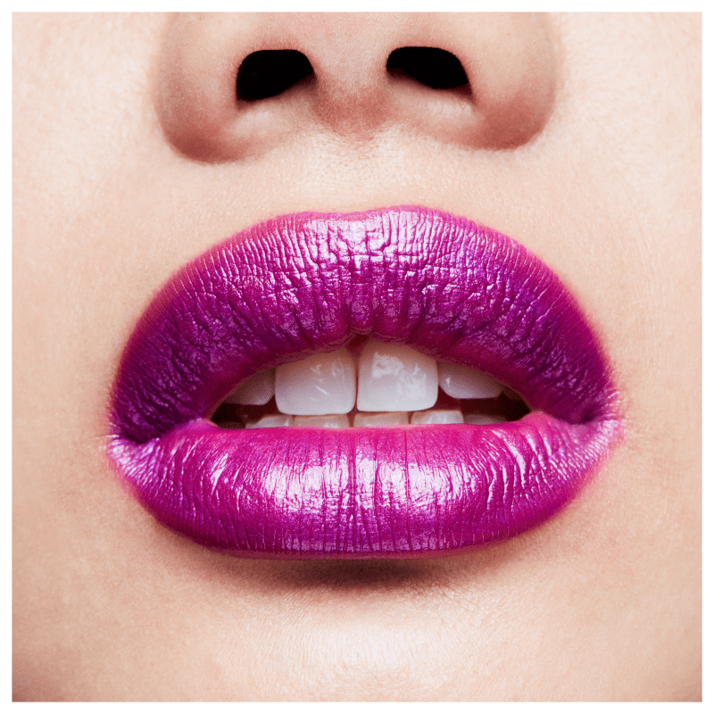 M·A·C Amplified Lipstick Violetta - Batom Cremoso 3g