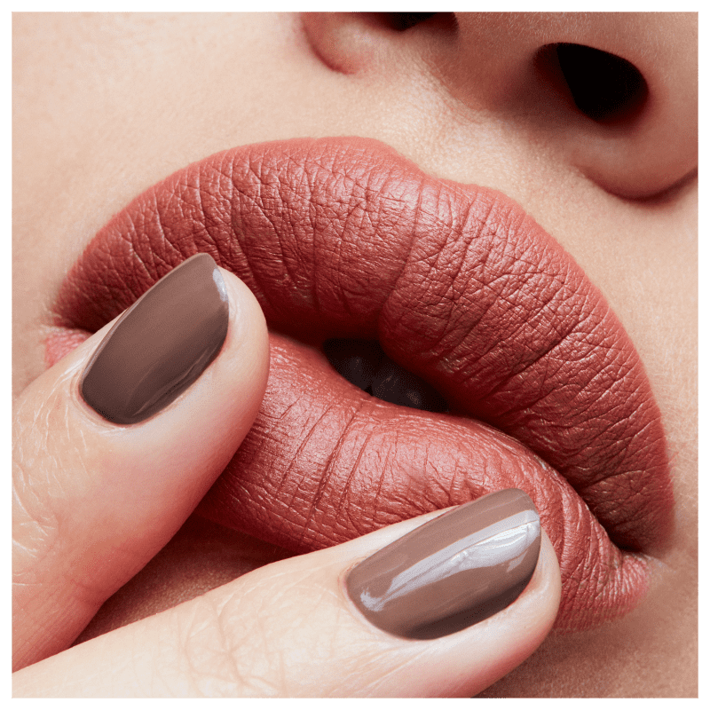 M·A·C Matte Lipstick Taupe - Batom Cremoso 3g