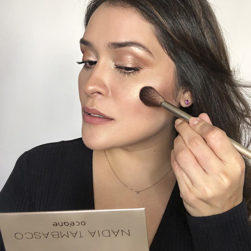Glow to Go - Pincel Iluminador Nádia Tambasco