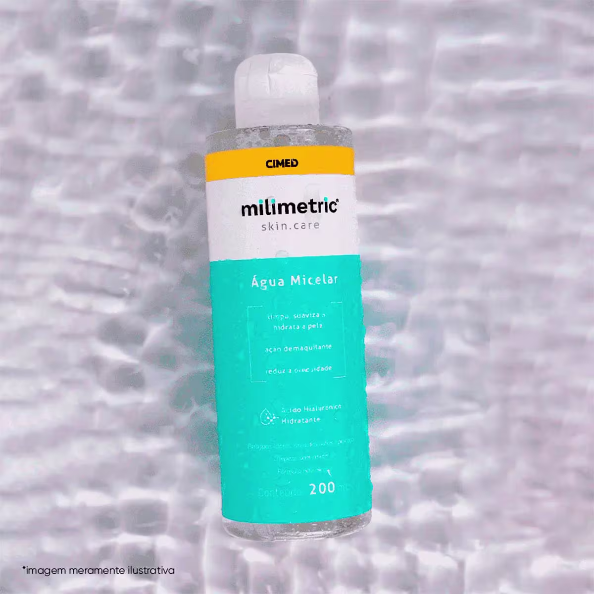 Água Micelar Cimed Milimetric  200ml  sobre fundo com água