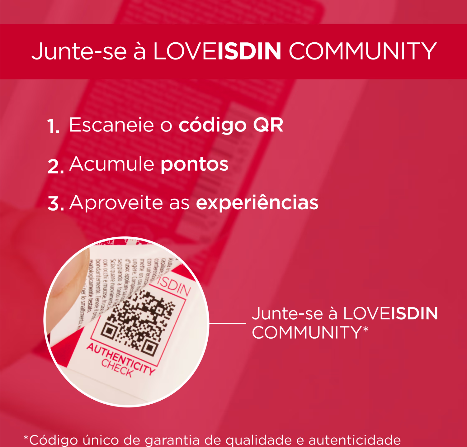 A imagem mostra um código QR em um cartão vermelho e instruções em português para escanear o código, acumular pontos e aproveitar experiências de uma comunidade da marca.