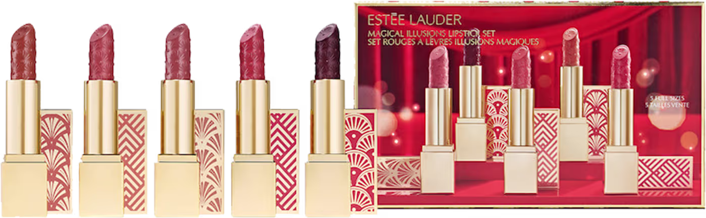 Este é um conjunto de batons da marca Estée Lauder. O conjunto inclui cinco batons em diferentes tons de rosa e vermelho profundo. Os batons possuem embalagens douradas com detalhes geométricos gravados.
