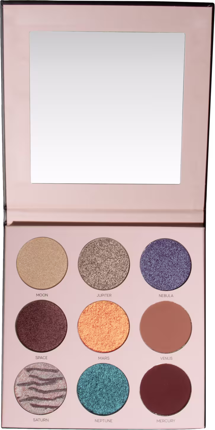 Paleta de sombras Océane com 9 tons inspirados em planetas e astros, em embalagem retangular com espelho. Cores variadas incluem dourado, marrom, azul e roxo.