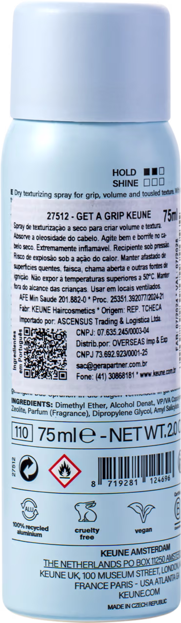 A imagem mostra a parte de trás do produto Get a Grip com texto em várias línguas, incluindo instruções de uso, ingredientes e informações da empresa. Símbolos indicando que é vegano, livre de crueldade e reciclável.