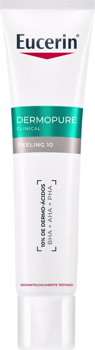 Tubo branco com rótulo vermelho e azul contendo o texto "Eucerin Dermopure Peeling 10". O produto é um item de perfumaria da marca Eucerin, com embalagem em formato de tubo.