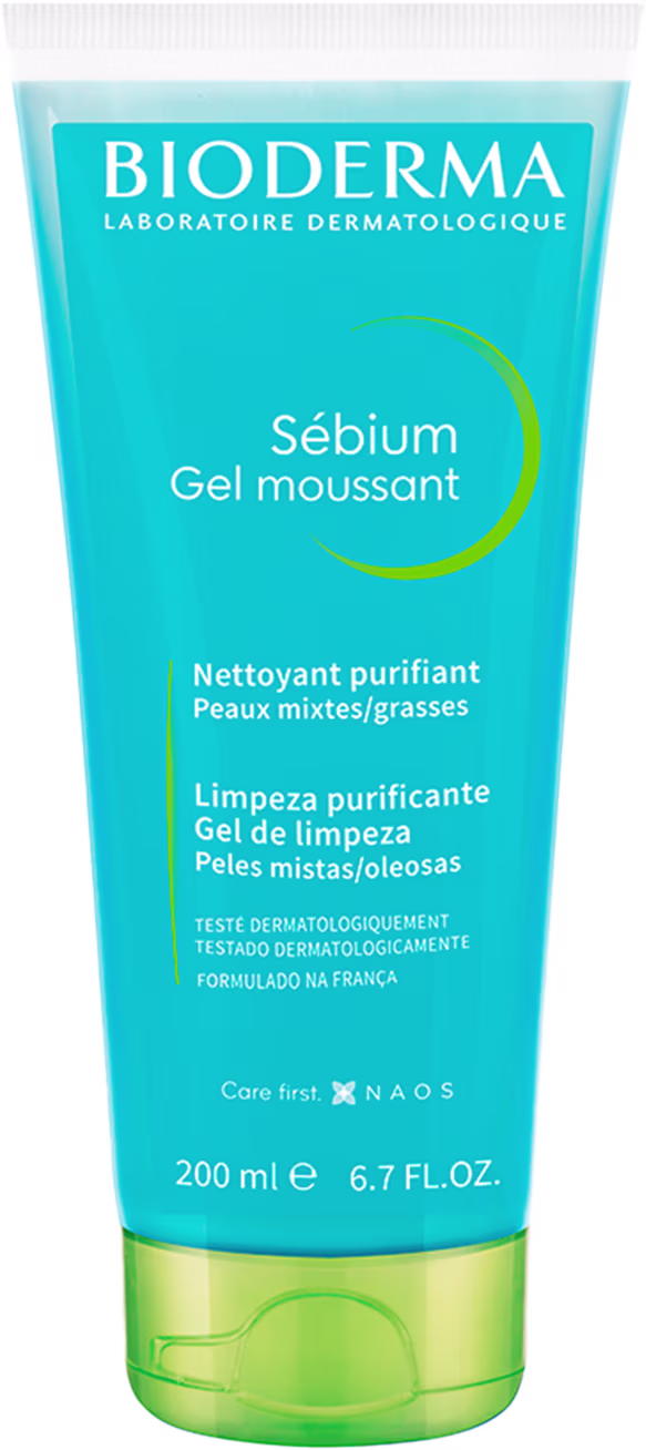 Frasco de gel de limpeza purificante Sebium da Bioderma, com 200 ml, em embalagem com predominância de cores azul e verde, indicado para peles mistas/oleosas.