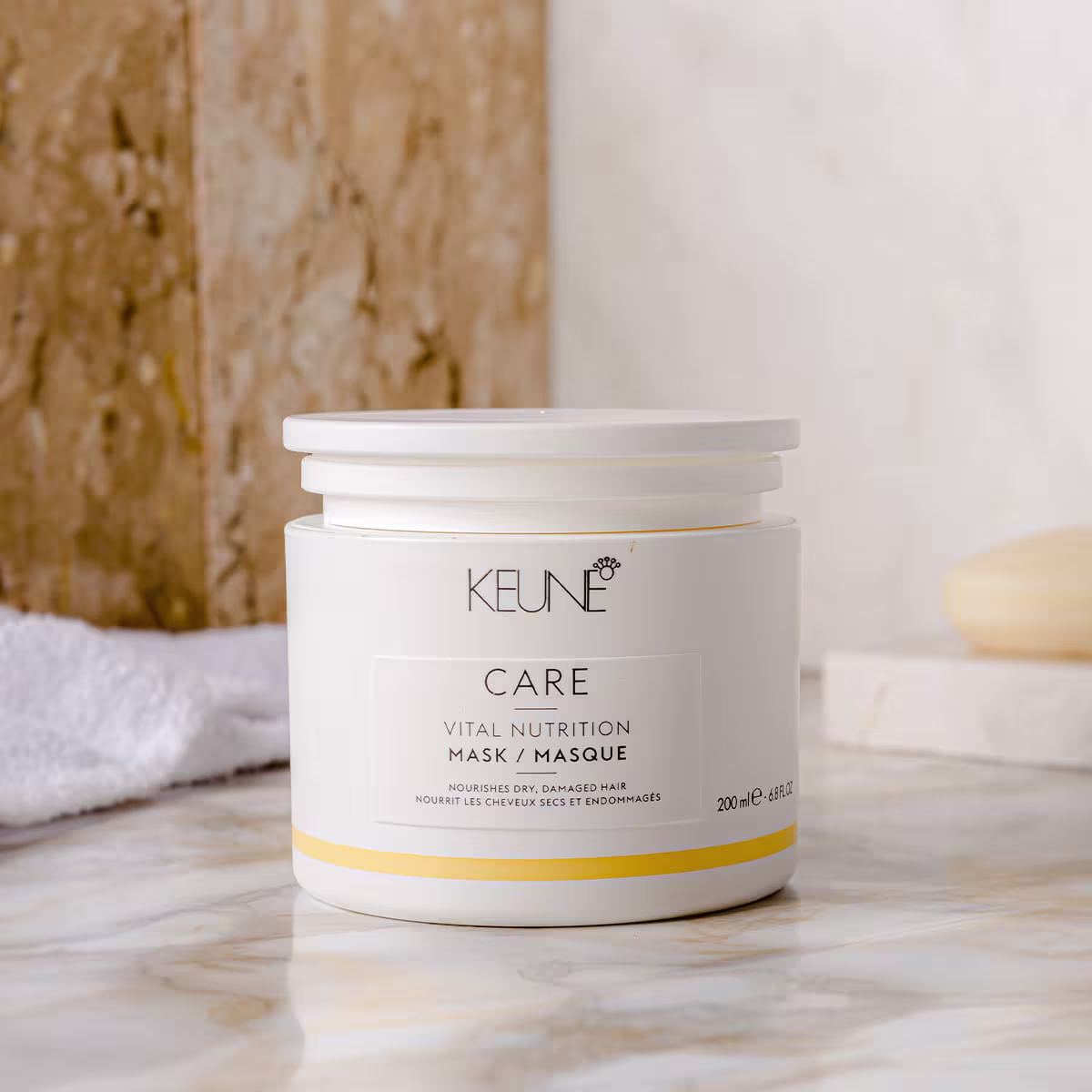 Kit Keune Care Vital Nutrition Salon Treat, 2 produtos.