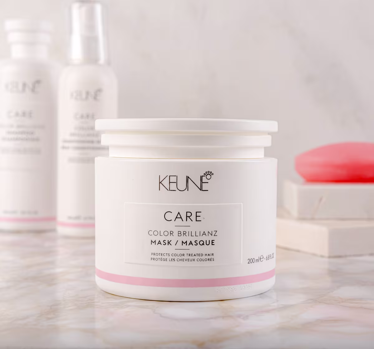 Kit Keune Color Brillianz Intense Duo Treat, 2 produtos.