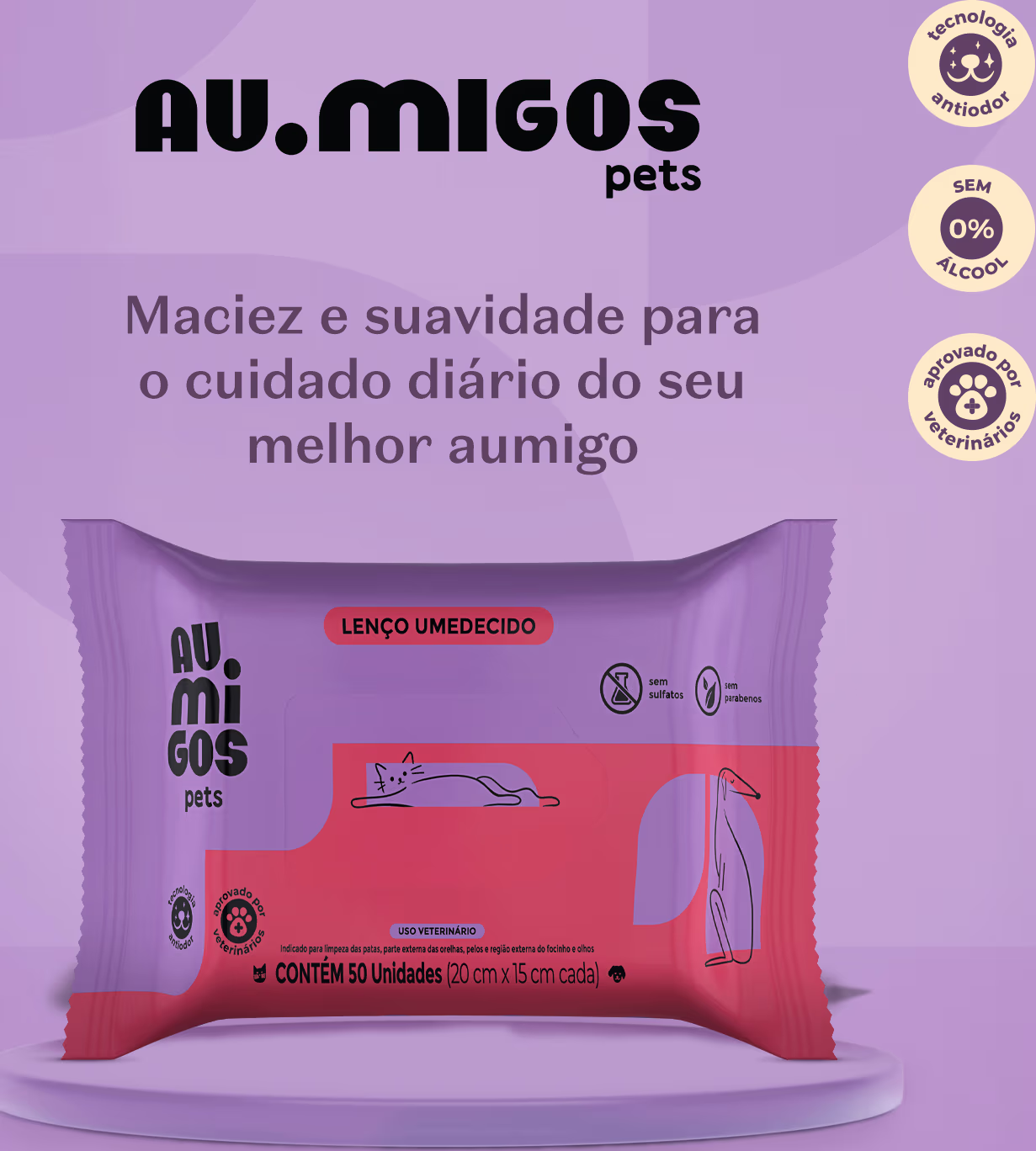 Este é um pacote de lenços umedecidos para cuidados de animais de estimação da marca Au.migos pets. O texto principal destaca que os lenços são macios e suaves para o cuidado diário do melhor aumigo.