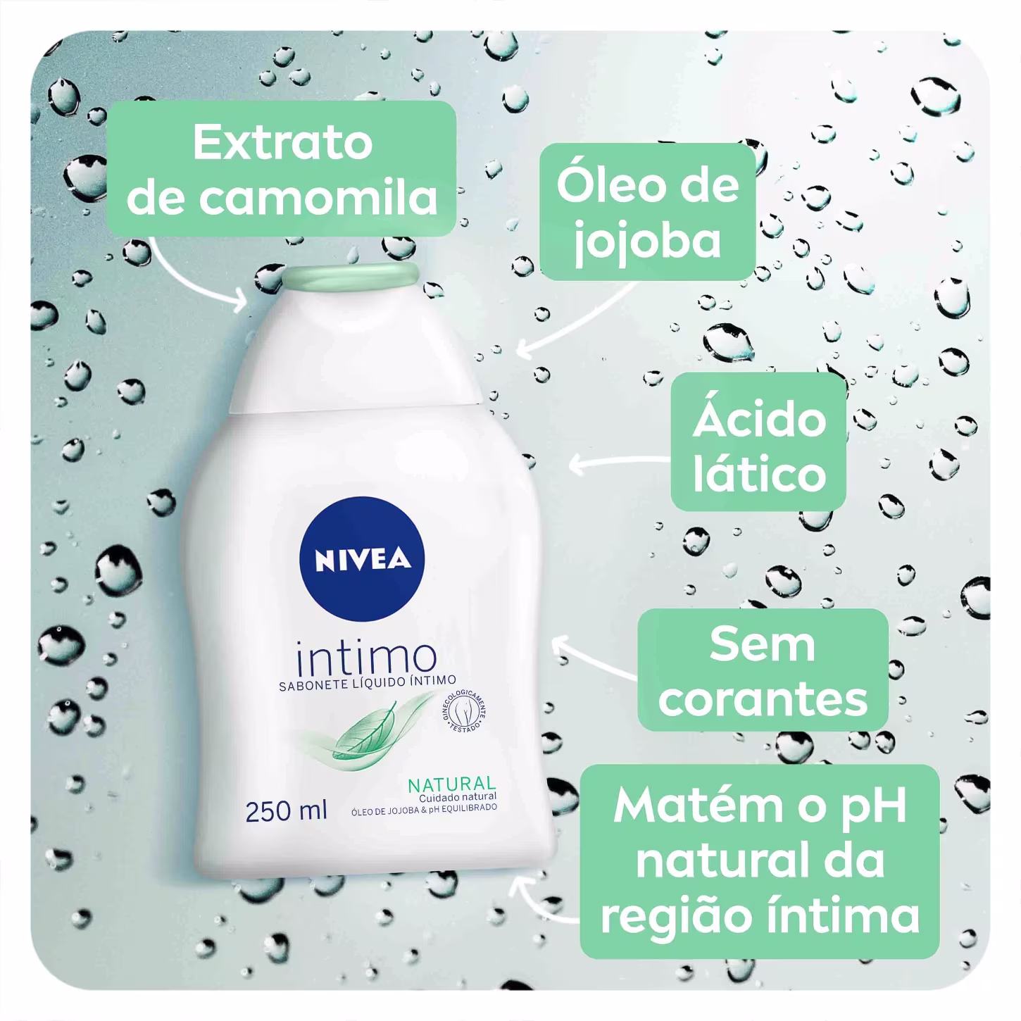 A imagem mostra a embalagem plástica branca de 250ml com tampa azul. Gotas de água ao redor da embalagem e algumas informações espalhadas.