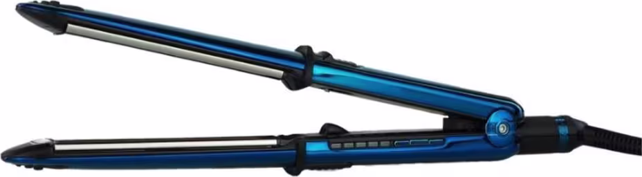 Chapinha de cabelo. O produto tem um design alongado e fino, com hastes metálicas em azul escuro e detalhes pretos. Apresenta botões e ajustes visíveis ao longo do corpo para controle de temperatura e configurações.