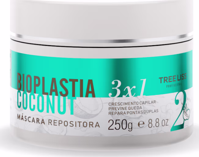 Máscara capilar repositora TreeLiss Profissional. Embalagem plástica branca e verde, com rótulo indicando "Bioplastia Coconut" Peso de 250g.