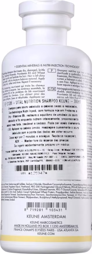 Produto de cuidado capilar Keune Care Vital Nutrition Shampoo. Volume de 300ml ou 10.1fl oz indicado na parte inferior do frasco. Cor predominante é o branco, com detalhes em preto.