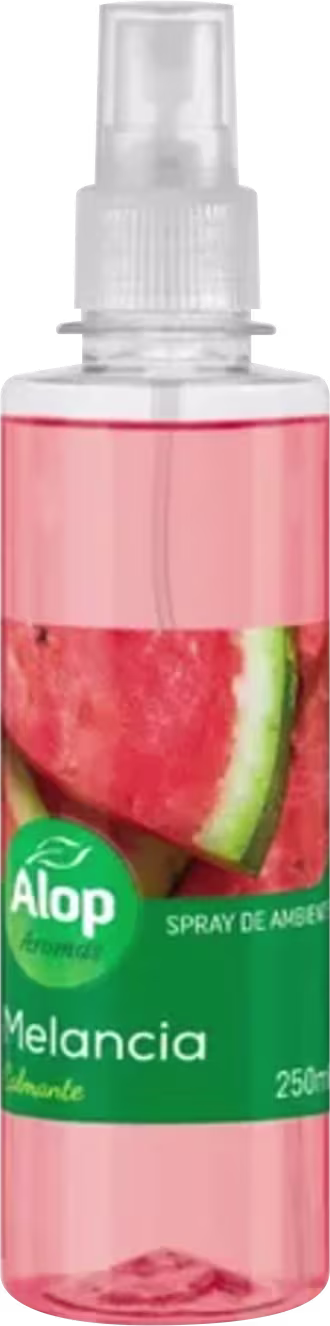 Spray de ambiente Melancia da marca Alop Aromas. Rótulo verde com o logotipo da marca e o nome do produto "Melancia". Imagem de uma melancia fatiada estampada na parte frontal do frasco. Pulverizador branco na parte superior. Embalagem de 250ml.