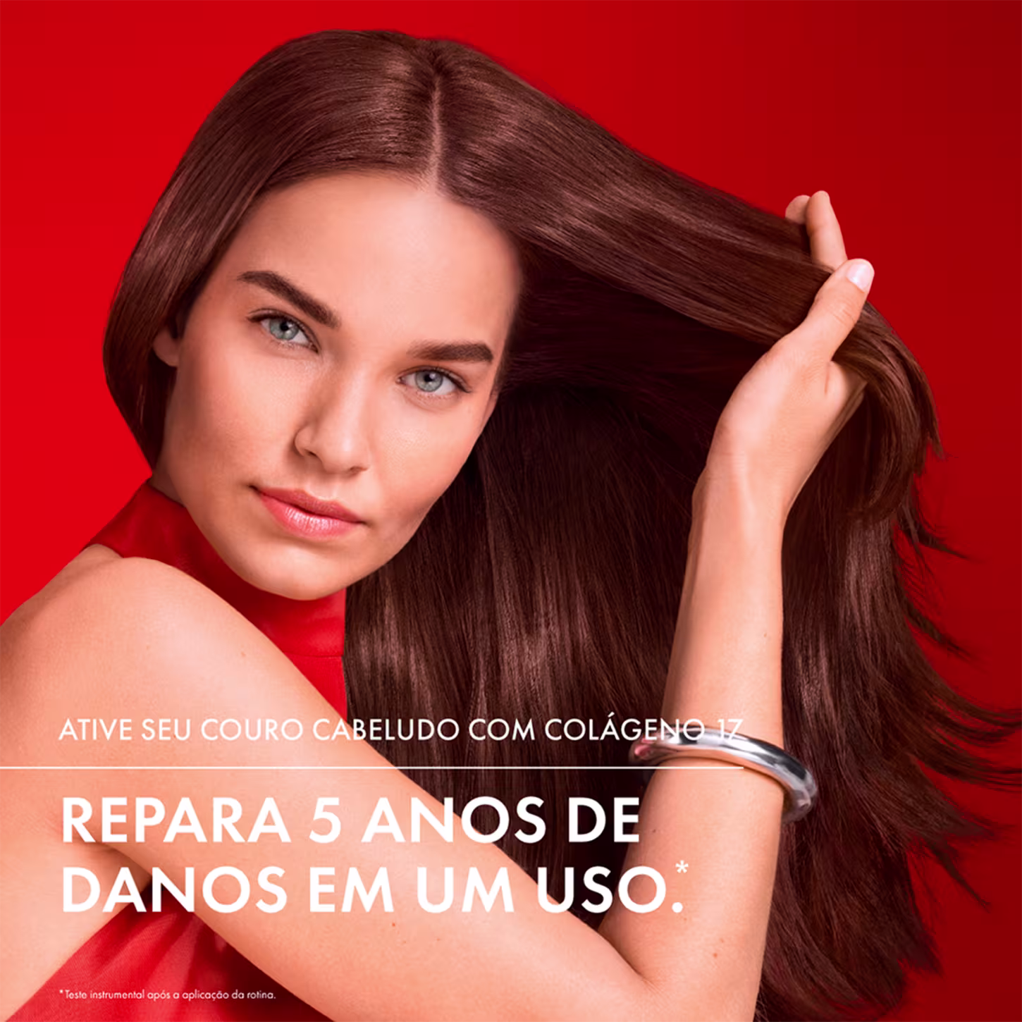 Frasco de tratamento capilar Dercos Collagen Repair 17 da Vichy, com embalagem vermelha e prata, contendo 150g do produto. O rótulo destaca os peptídeos pró-colágeno e o tratamento de ultra reparação para todos os tipos de cabelos danificados.