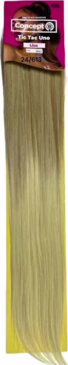 Extensão de cabelo. Trata-se de uma mecha de cabelo loiro claro, com uma embalagem plástica transparente e um rótulo rosa com informações sobre o produto. A mecha de cabelo é longa e reta, com uma aparência sedosa e uniforme.