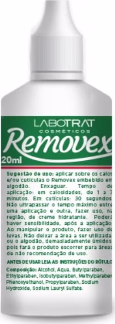 O produto apresentado é um removedor da marca Labotrat, em um frasco plástico branco com rótulo verde. O rótulo contém o nome do produto "Removex" e informações sobre seu uso. 120ml.