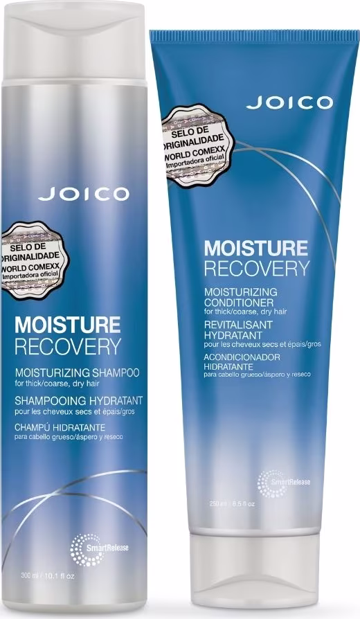 Shampoo de 300ml e condicionador de 250ml da linha Moisture Recovery da marca Joico. As cores predominantes são branco e azul degradê.