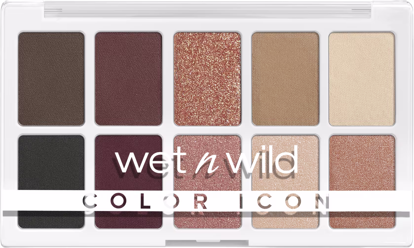 A imagem mostra uma paleta de sombras da marca de maquiagem Wet n Wild. A embalagem é compacta e retangular, com o nome da marca e da paleta impressos em letras minúsculas.