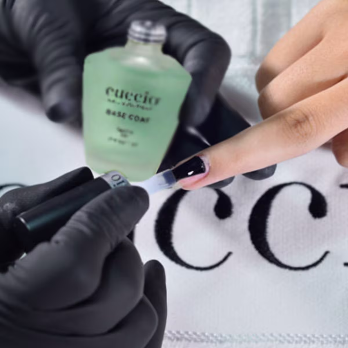 Base Coat Cuccio Brasil Tradicional.