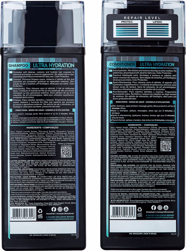 Parte de trás do shampoo e condicionador Ultra Hydration da marca TRUSS. Os frascos têm formato retangular e as cores predominantes são preto, branco e tons de azul. As embalagens apresentam informações do produto, benefícios, ingredientes e modo de uso.