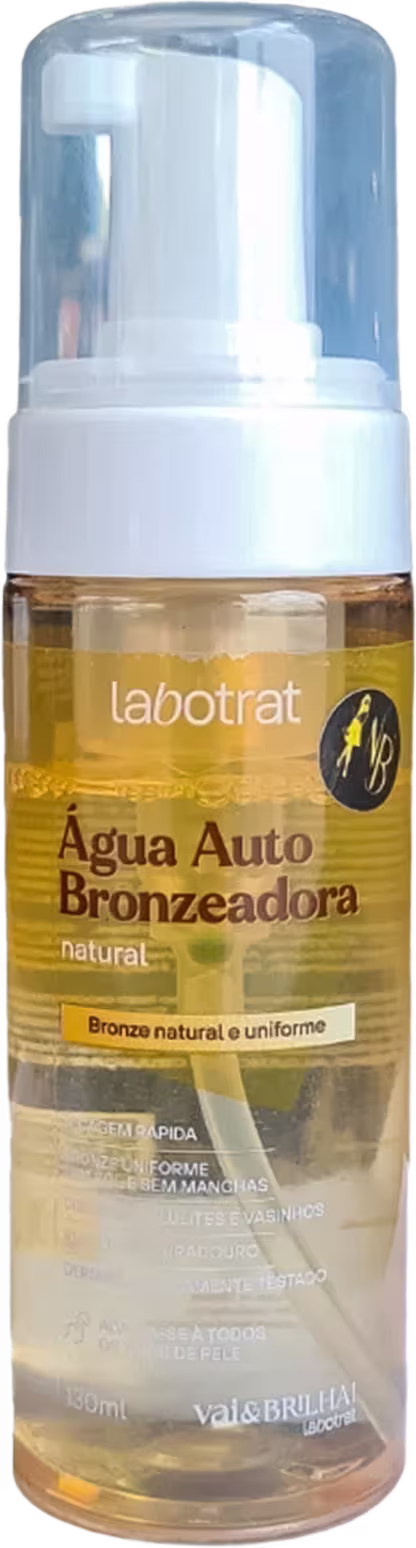 O produto apresentado é um Água Auto Bronzeadora da marca Labotrat. Trata-se de um frasco plástico branco com uma tampa transparente. Volume de 130ml.