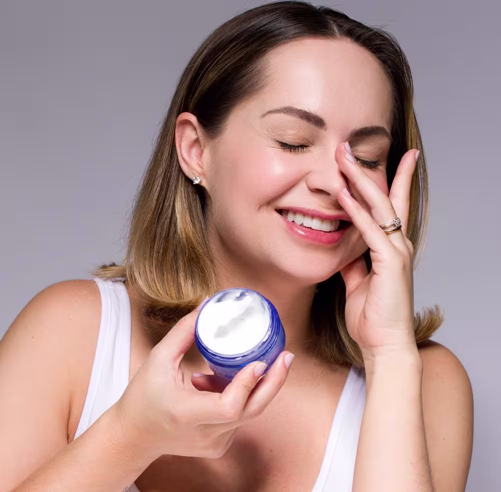 Deisy Perozzo mostra o Creme Facial Hidrablend