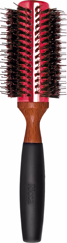 Escova de madeira da marca Ricca.