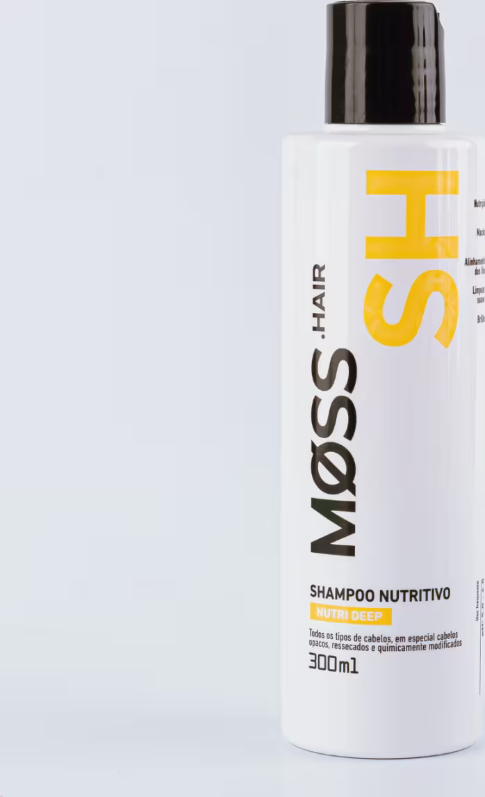 A imagem mostra a embalagem do shampoo nutritivo em um fundo branco.