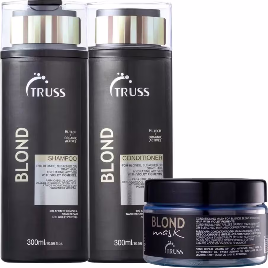 A imagem mostra três produtos de cuidados capilares para cabelos loiros, descoloridos ou grisalhos da marca Truss.

Os dois primeiros são um shampoo e um condicionador.
O terceiro é uma máscara capilar condicionante.