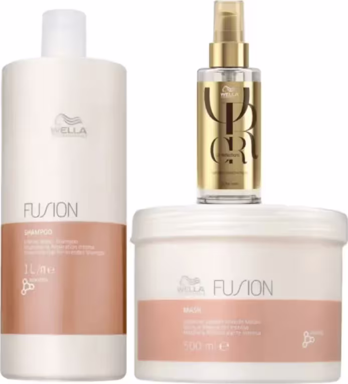 A imagem mostra um frasco grande de shampoo na cor branco e cobre, um frasco menor de um produto de tratamento capilar em embalagem dourada, e uma máscara capilar em um pote branco.