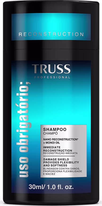 Frasco de shampoo da linha Uso Obrigatório da marca Truss Professional, com embalagem preta e azul, contendo 30ml do produto. O rótulo destaca o nome "Truss" e a tecnologia "Nano Reconstruction" com óleo de monoi.