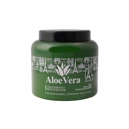 Produto de tratamento restaurador à base de aloe vera para uso profissional. Embalagem em pote plástico verde escuro com tampa preta. Rótulo com texto "Aloe Vera Tratamento Restaurador" em letras brancas.